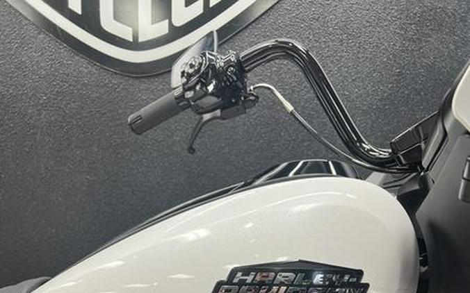 2024 Harley-Davidson® FLTRX - Road Glide®