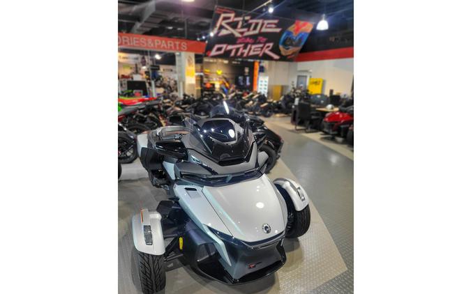 2023 Can-Am Spyder RT (SE6)