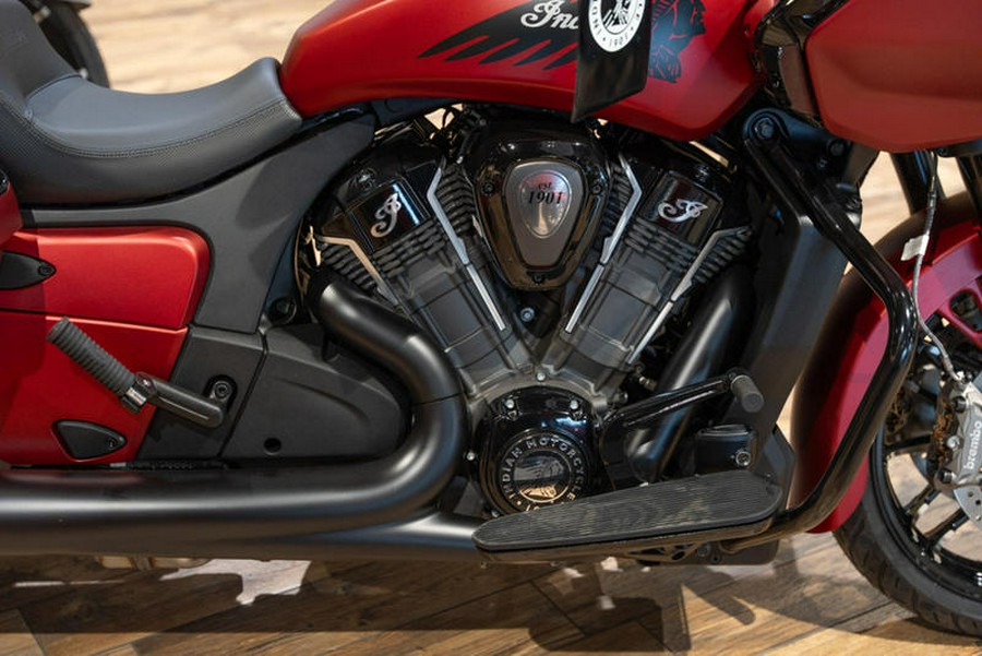 2024 Indian Motorcycle® Challenger® Dark Horse® Sunset Red Smoke