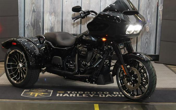 2024 Harley-Davidson® FLTRT - Road Glide® 3