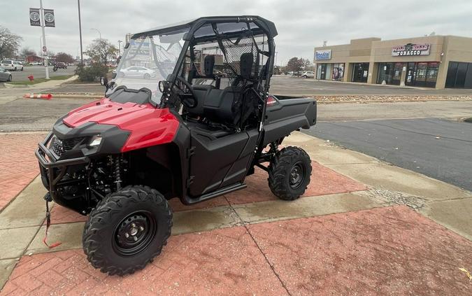 2025 Honda Pioneer 700