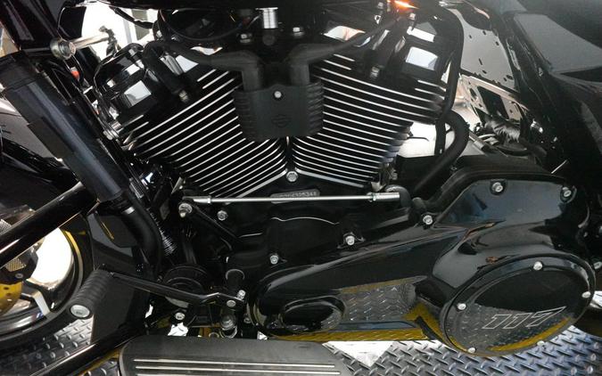 2025 Harley-Davidson Street Glide FLHX