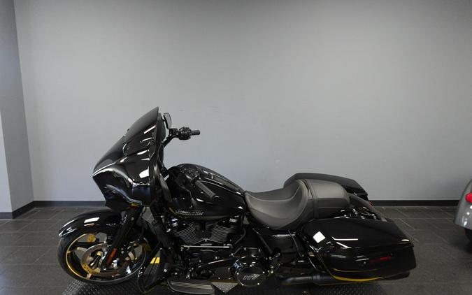 2025 Harley-Davidson Street Glide FLHX