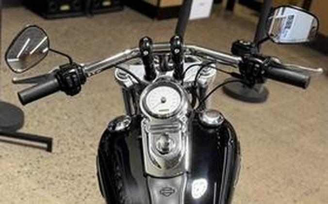 2011 Harley-Davidson® FXDF - Dyna® Fat Bob®