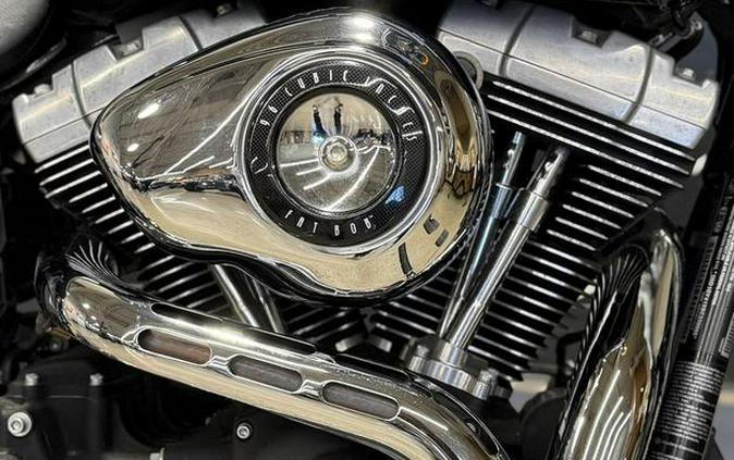 2011 Harley-Davidson® FXDF - Dyna® Fat Bob®
