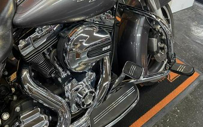 2014 Harley-Davidson® FLHXS - Street Glide® Special