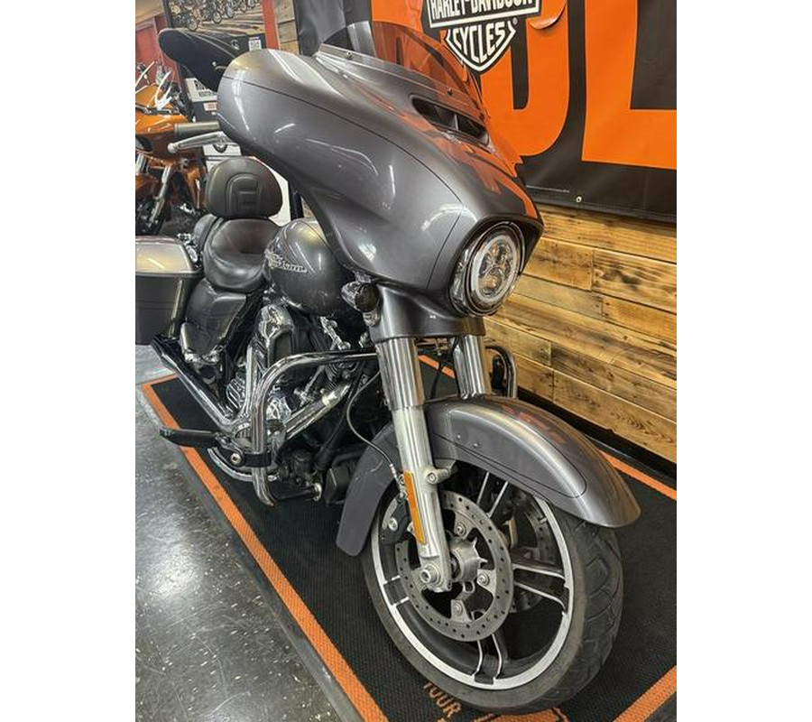 2014 Harley-Davidson® FLHXS - Street Glide® Special