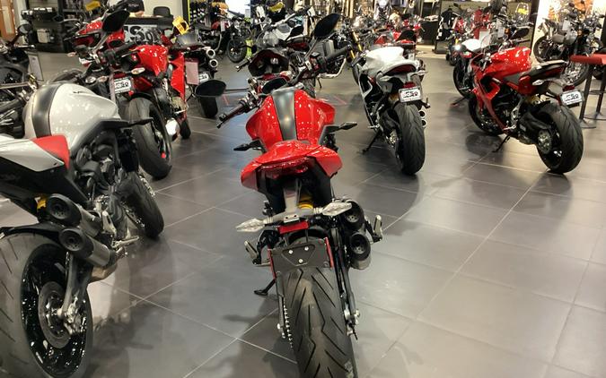 2024 Ducati Monster Plus