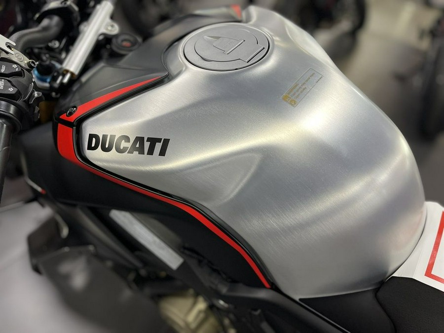 2022 Ducati STREETFIGHTER V4 SP