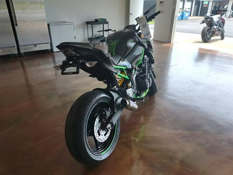 2024 Kawasaki Z900 SE ABS