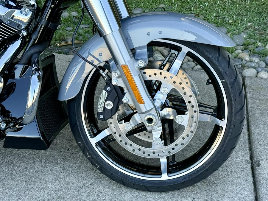2026 FLTRX Road Glide