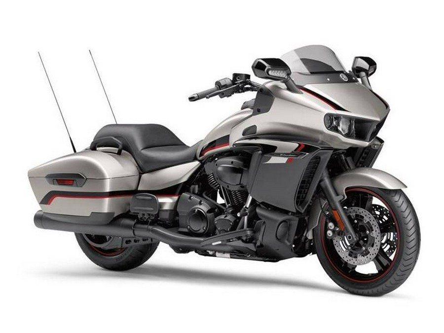 2018 Yamaha Star Eluder GT Option Package