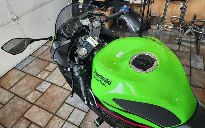 2021 Kawasaki Ninja ZX-6R ABS KRT Edition