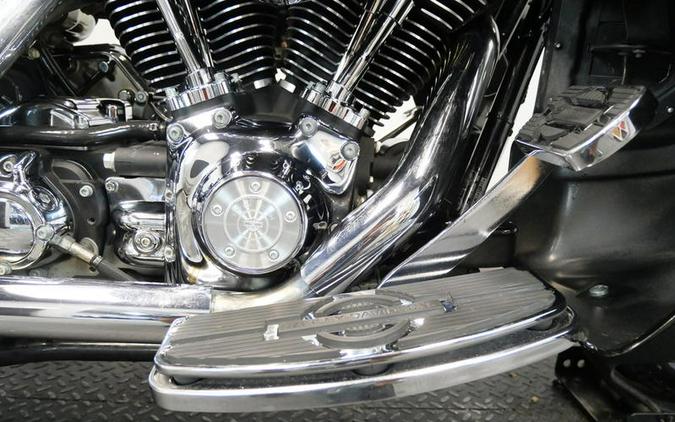 2002 Harley-Davidson® FLHTCUI - Electra Glide® Ultra Classic®