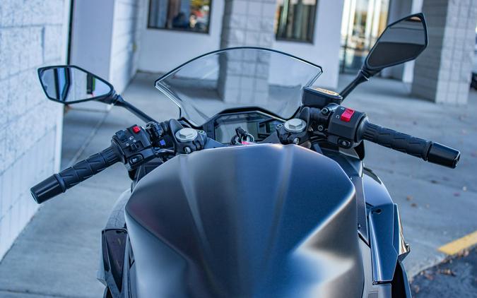 2026 Kawasaki Ninja® 500 ABS Metallic Flat Spark Black