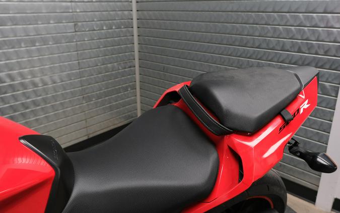 2016 HONDA CBR500R