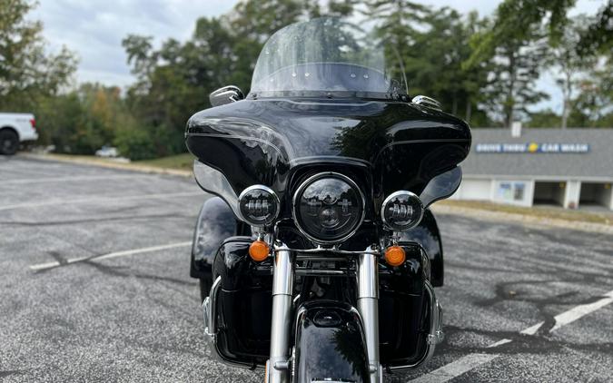 FLHTCUTG 2012 Tri Glide Ultra Classic