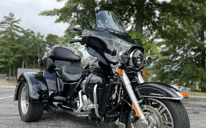 FLHTCUTG 2012 Tri Glide Ultra Classic