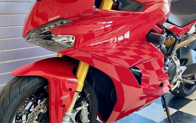 2017 Ducati SuperSport S Red