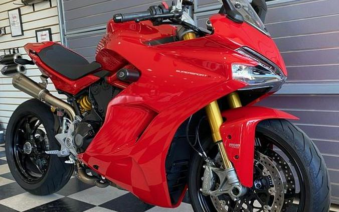 2017 Ducati SuperSport S Red