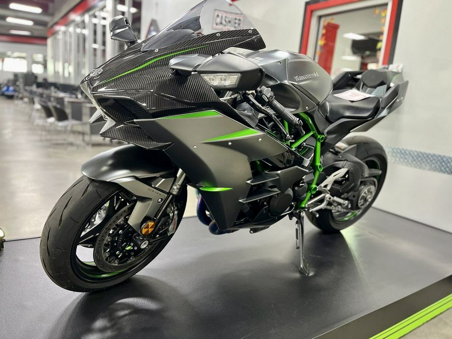 2022 Kawasaki Ninja H2® Carbon