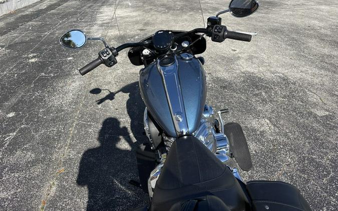 2022 Indian Super Chief Limited Blue Slate Metallic