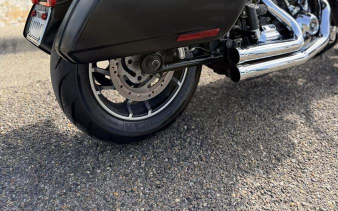 2018 Harley-Davidson Sport Glide Vivid Black