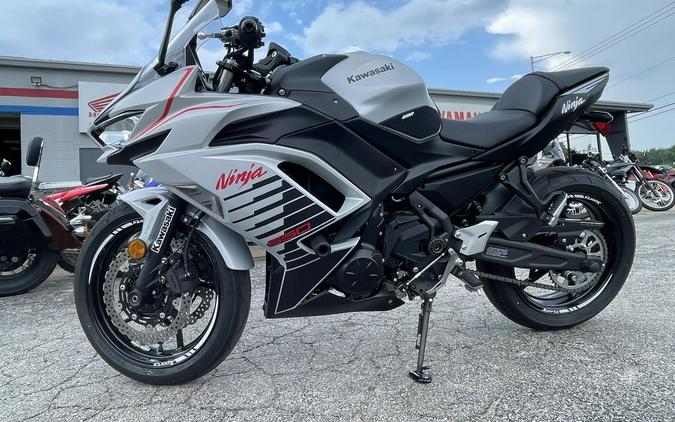 2026 Kawasaki Ninja® 650 ABS