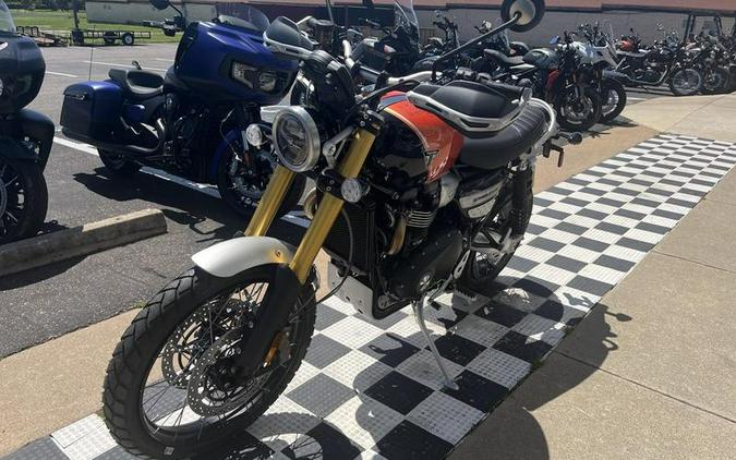 2024 Triumph Scrambler 1200 XE Baja Orange / Phantom Black