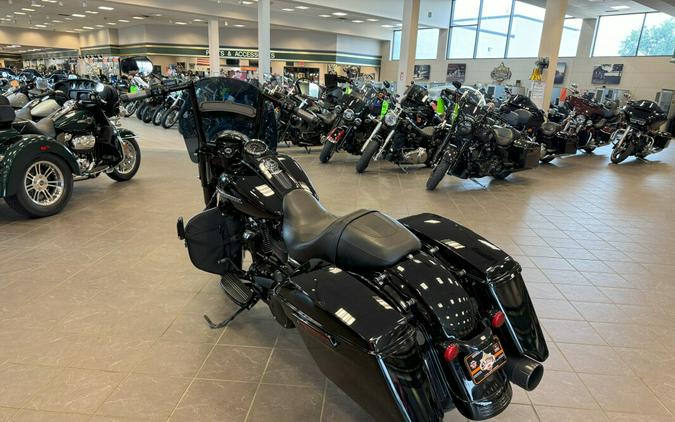 2017 Harley-Davidson Road King Special FLHRXS