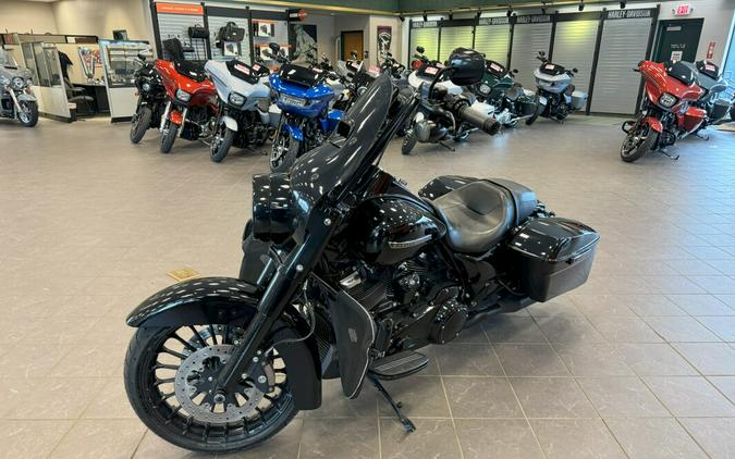 2017 Harley-Davidson Road King Special FLHRXS