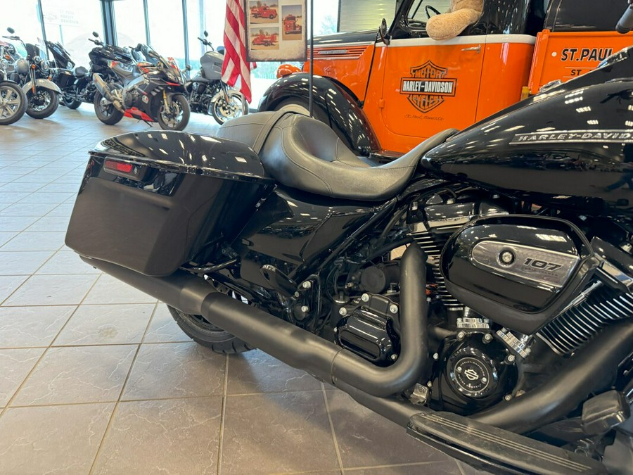 2017 Harley-Davidson Road King Special FLHRXS