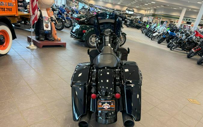 2017 Harley-Davidson Road King Special FLHRXS