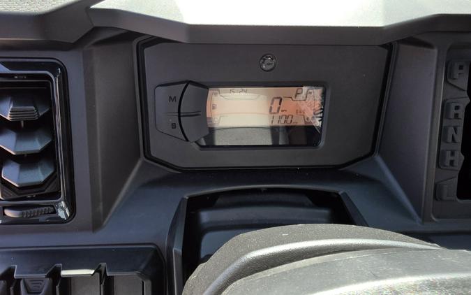 2026 Can-Am Defender MAX Lone Star CAB HD11