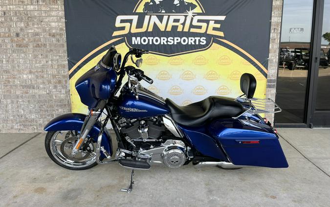 2017 Harley-Davidson FLHXS Street Glide Special