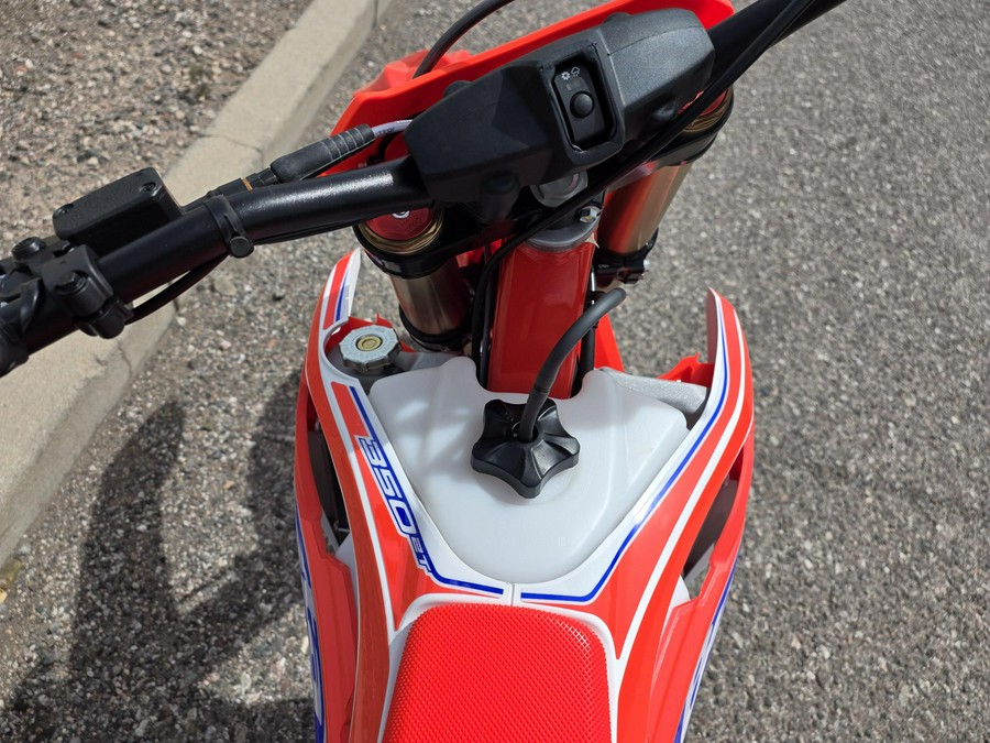2026 350 RX - Beta Motorcycles