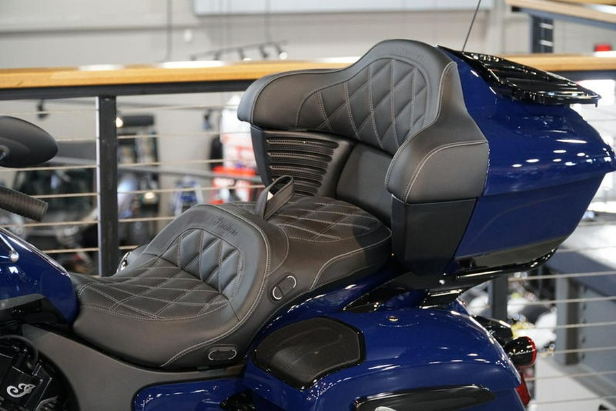 2024 Indian Motorcycle® Pursuit® Dark Horse® with PowerBand Audio Package Springfield Blue