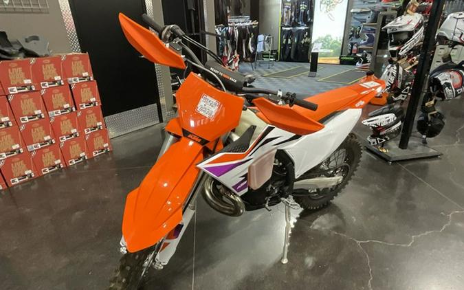 2025 KTM 250 XC