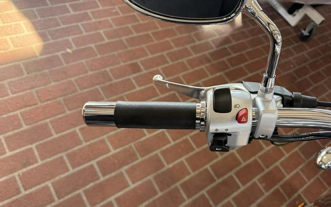 2025 Suzuki Boulevard C50