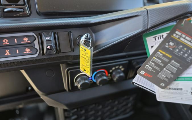 2026 Can-Am Defender MAX Limited HD11