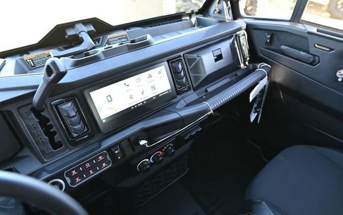 2026 Can-Am Defender MAX Limited HD11