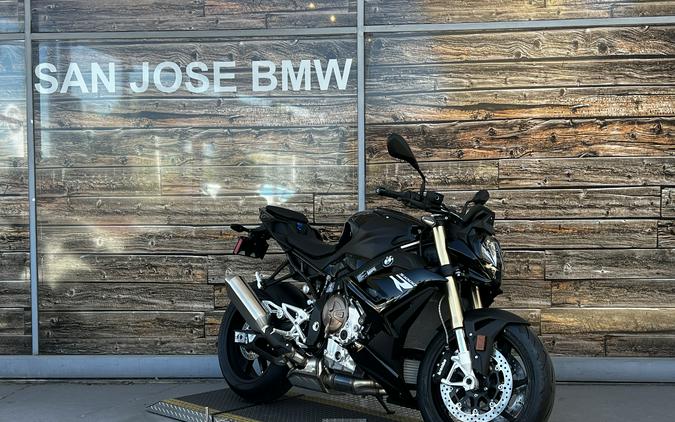 2024 BMW S 1000 R