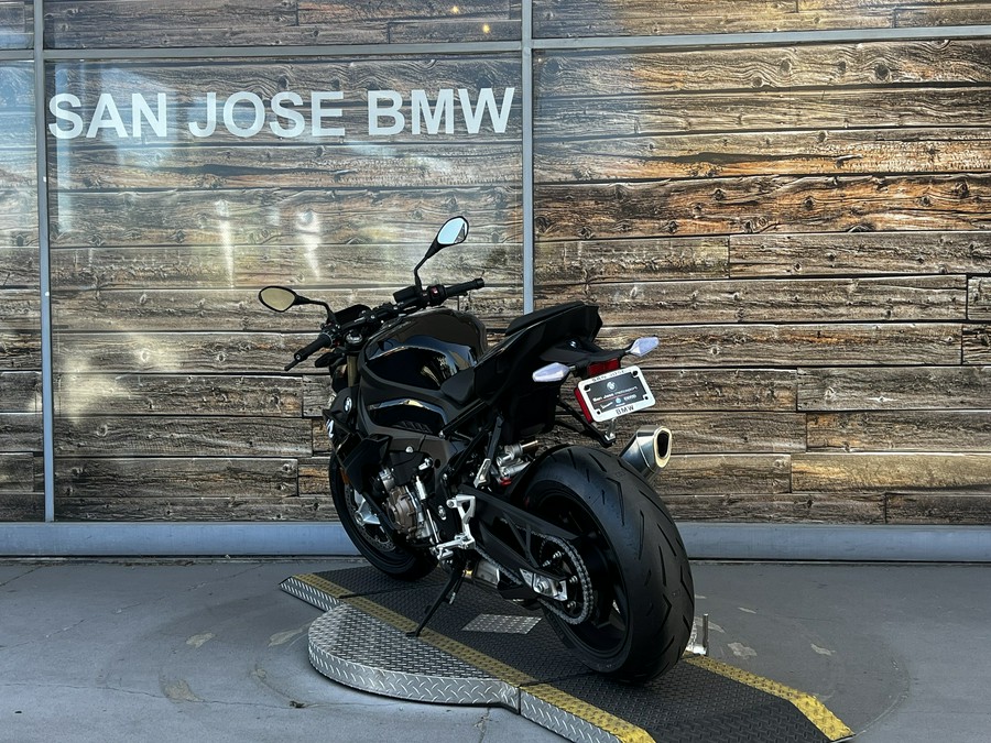 2024 BMW S 1000 R