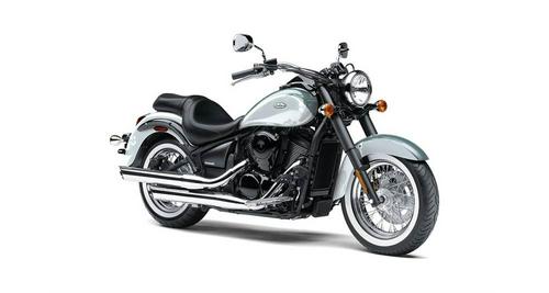 2020 Kawasaki Vulcan 900 Custom Review: No Wallflower