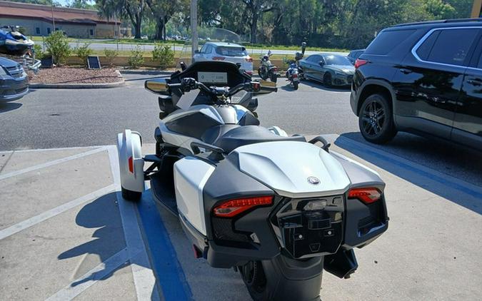 2026 Can-Am Spyder RT