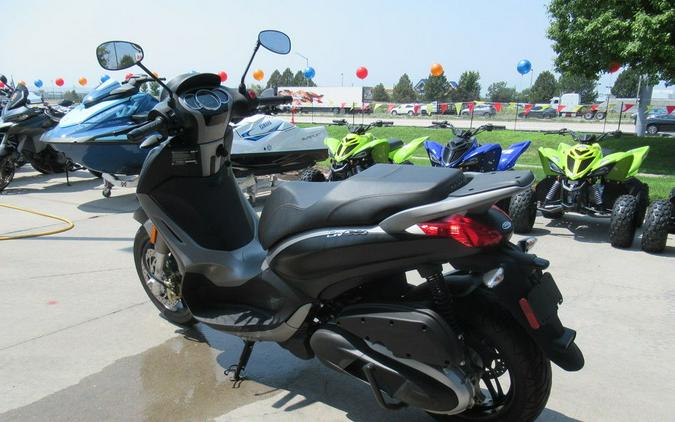 2015 Piaggio BV 350