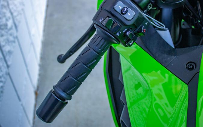 2026 Kawasaki Ninja® ZX™-4RR ABS