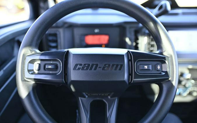 2026 Can-Am Defender Limited HD11