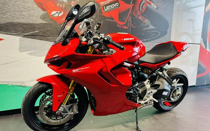 2024 Ducati Supersport 950 S Red
