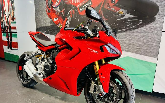 2024 Ducati Supersport 950 S Red